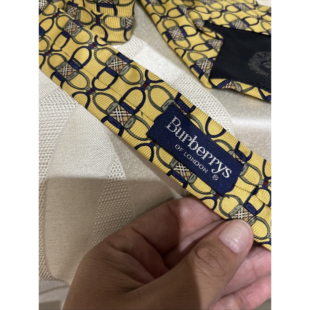 Burberry Vintage Neutral Kensington Check Plaid Equestrian Silk Long Wide Tie - Picture 5 of 7